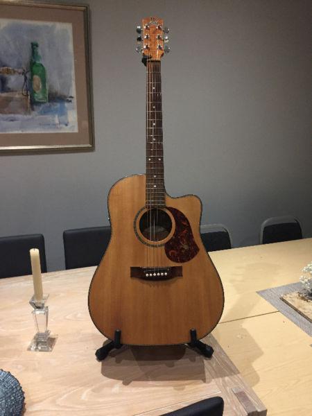 Maton ME225 Custom Guitar