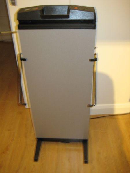 Trouser Press Corby 7700