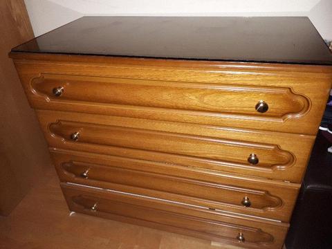 4 drawer oak chest e