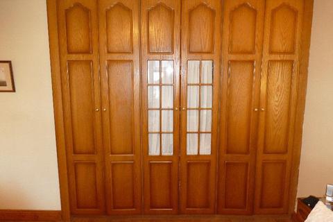 Six oak wardrope doors 400 by 2280 and brass handles