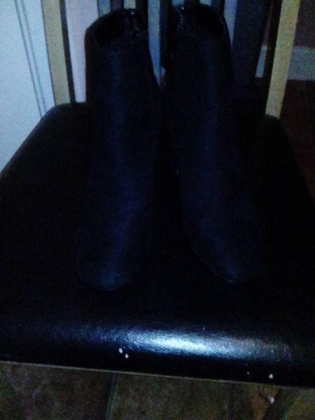 boots size 5