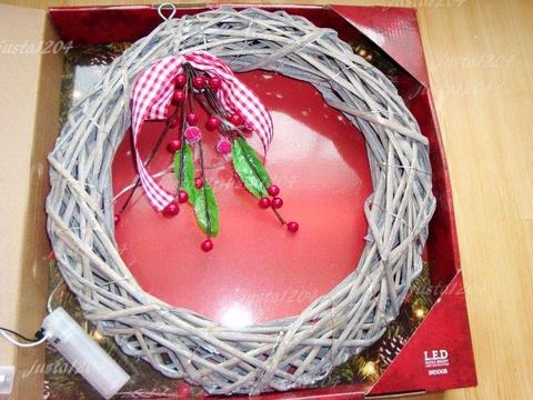 30 Led Light Up Round Willow Wreath