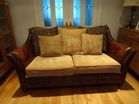 2 classic sofas for quick sale. Perfect condition