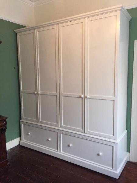 Wardrobes Made To Measure