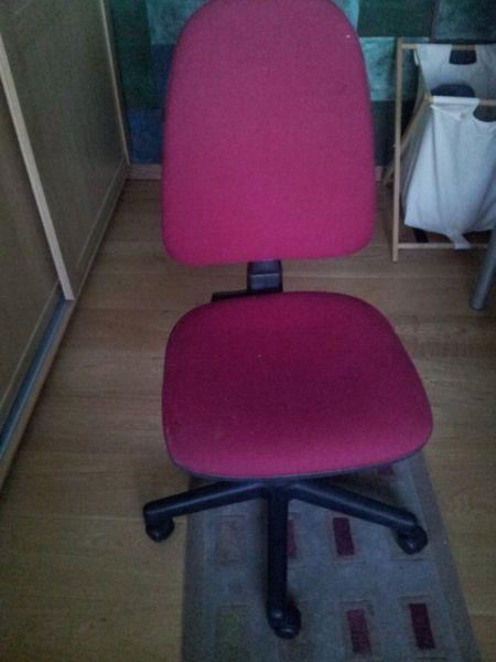 red swivel chair