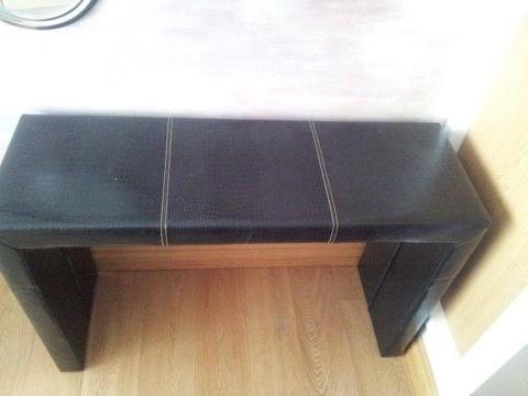 leather bench- table