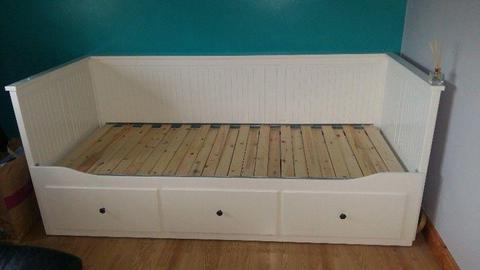 Single to double bed great storage