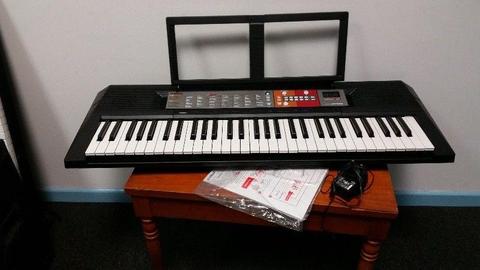 Keyboard Yamaha PSR F50
