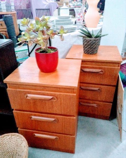 Wooden Drawers for Office or Bedroom