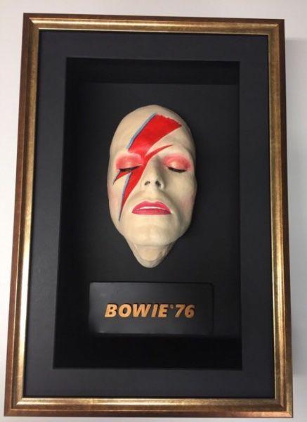 David Bowie framed 1976 Aladdin Sane life mask