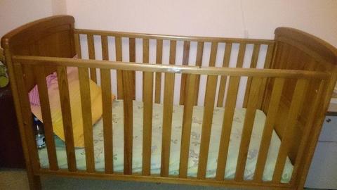Cot bed good condition