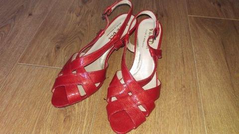 Red heels by Van-Dal