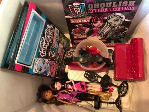 Monster high bundle