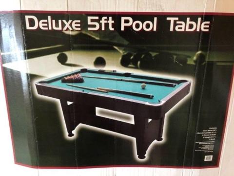 Deluxe 5ft Pool table