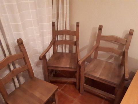 4 solid wood Kitchen Chairs & 2 Carver Chairs