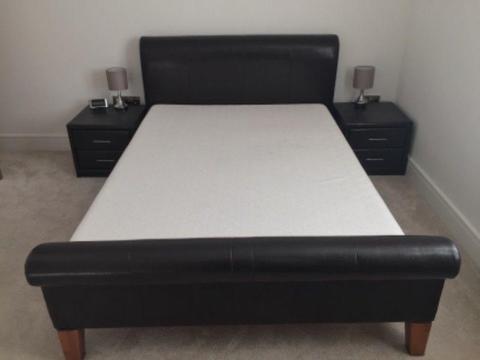 King size bed with 2 side tables