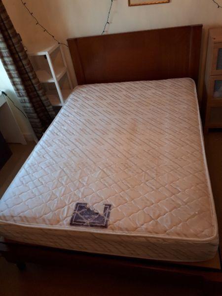 Free Double bed and mattress