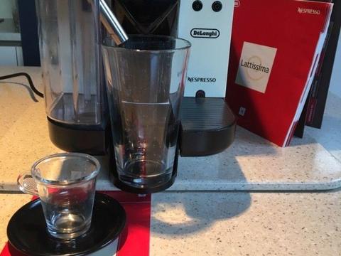 DeLonghi Lattissima coffee machine with integrated milk function for sale