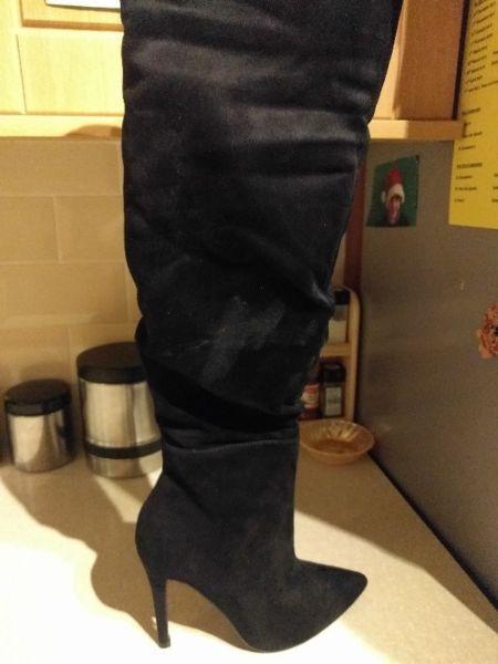 Black suede knee high boots excellent condition