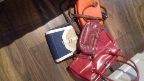 Woman's handbags