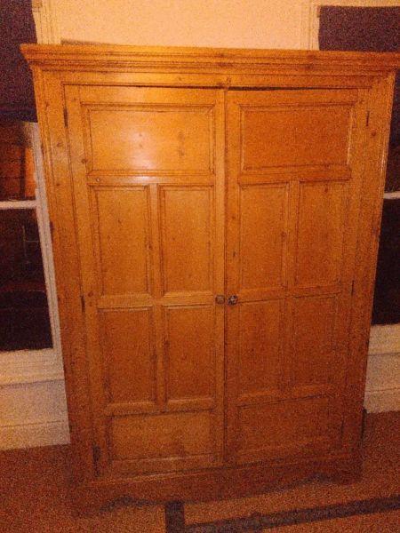 Antique Pine Wardrobe for sale - Beautiful piece of Furniture