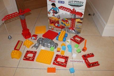 7 Toys (Wooden Jigsaws & Construction Site Blocks)