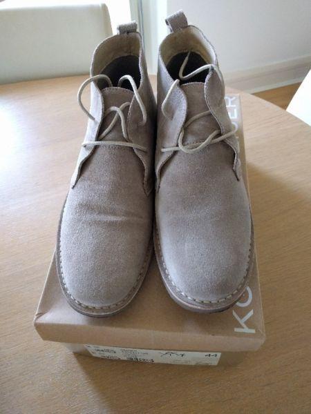 Men's Kurt Geiger boots size 44 taupe/beige/stone