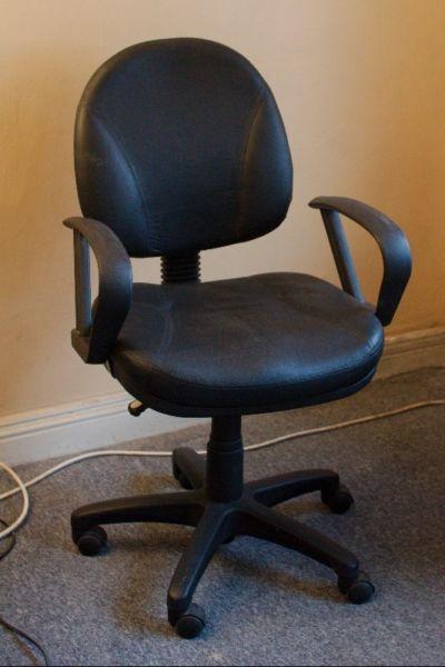 Office chair leather effect, arms