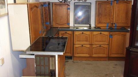 oak solid door kitchen