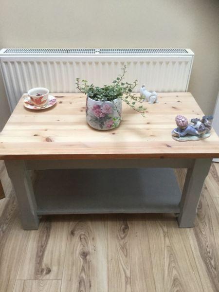 Upstyled coffee table