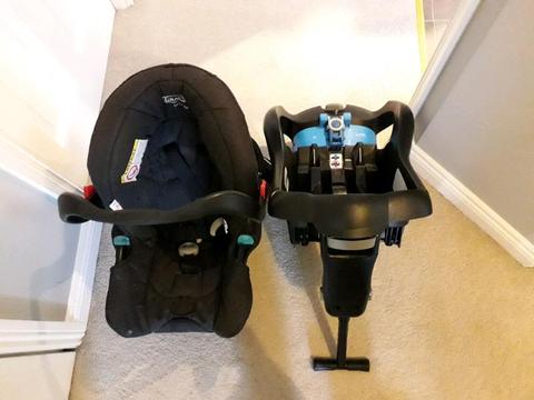 Graco baby car seat and base