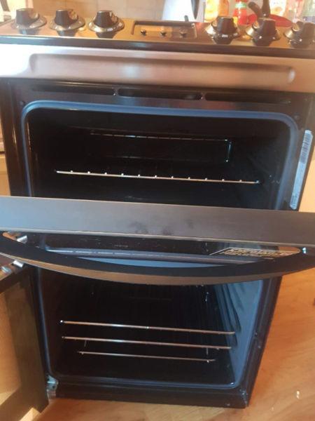 Electric Cooker / Oven