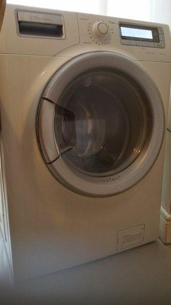 washing mashine Electrolux 8 KG. EWN 14991 W