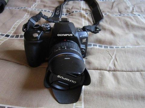 Olympus E510 Full Camera Package and Lowepro CompuDaypack