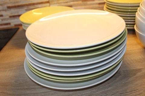 IKEA Dinnerware (32 piece)