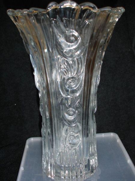 Elena Borgonovo Tall/Heavy Clear Glass Vase, Italy 10”