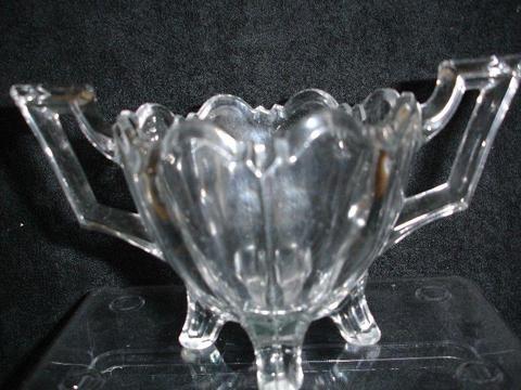 EAPG Antique Indiana Glass Crystal Quadruped Colonial Pattern Sugar Bowl circa 1910