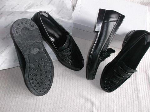 Classic Casual Slip-on Men's Real Leather Loafer Shoes