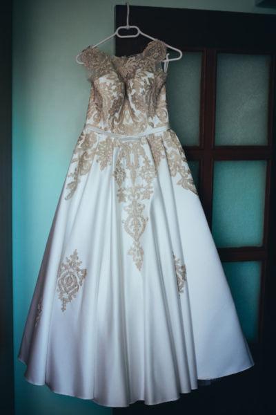 Ivory Wedding dress