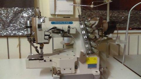 Industrial coverstitch sewing machine