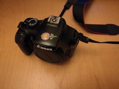 Selling my Canon 1100D!