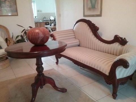 Italian chaise lounge and pedestal table