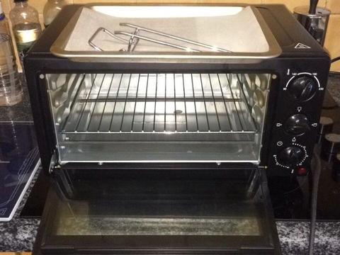 Portable electric oven, bought in ALDI,in very good condition, 1