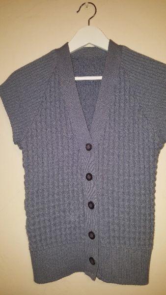 vest, size UK 12, great condition, barely worn