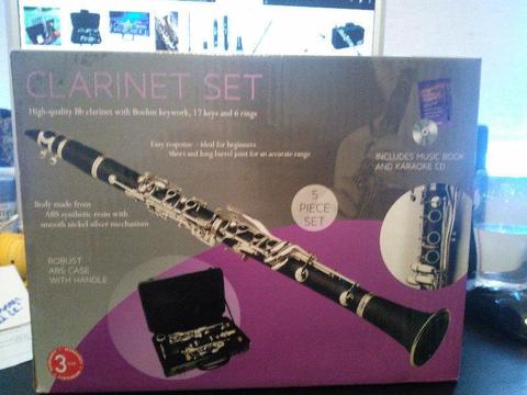 5 piece Clarinet set, as new