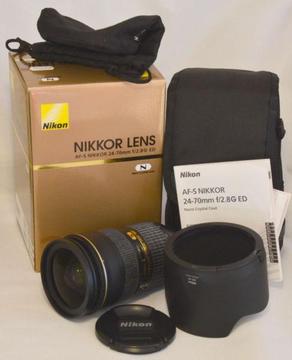 Nikon lens AF-S NIKKOR 24-70mm f2.8G ED, full set