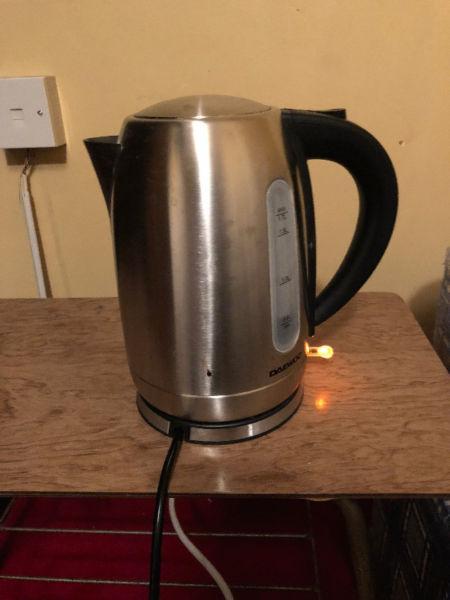 Daewoo stainless steel electric kettle