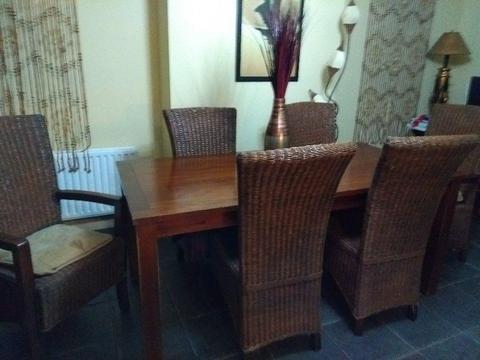 Dining room table, 6 chairs, Vase and designer lamp