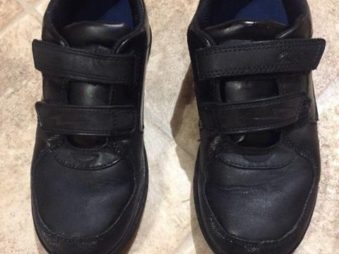 Clarks boys shoes size 12.5f