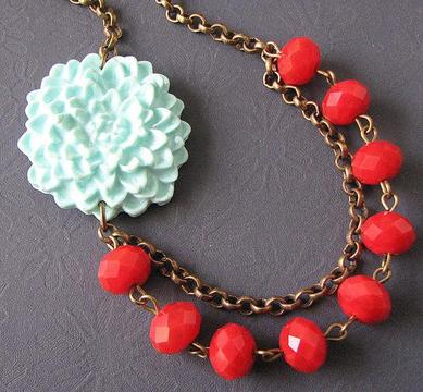 Popnugget flower necklace